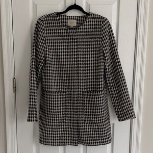 LOFT Women's Houndstooth Coat in Black and White